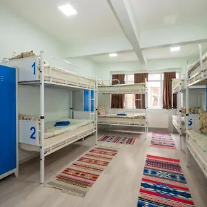 https://xalla-hostel-cafe-lades-room.istanbul-turkeyhotels.com